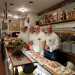 ...e la famiglia Botta, fondatrice 45 anni del locale omonimo in via Carulli